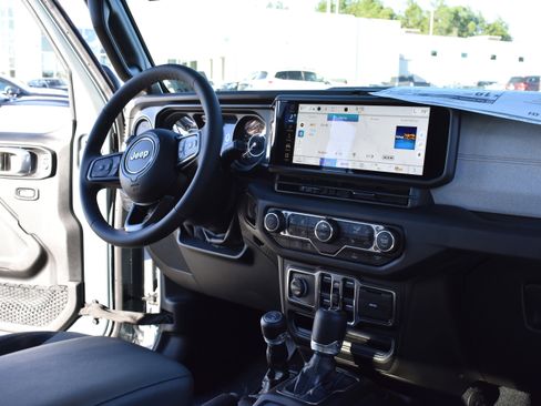 New 2026 Jeep Gladiator Sport image 32