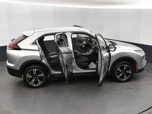 Used 2024 Mitsubishi Eclipse Cross SE image 6