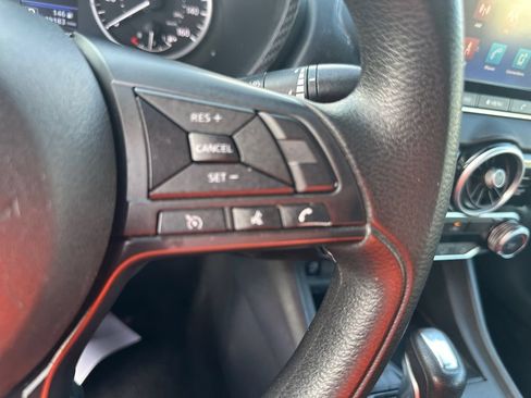 Used 2024 Nissan Sentra S FWD image 30