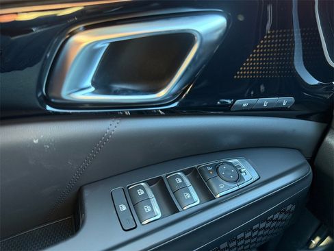 New 2026 Kia Carnival SX Prestige image 28