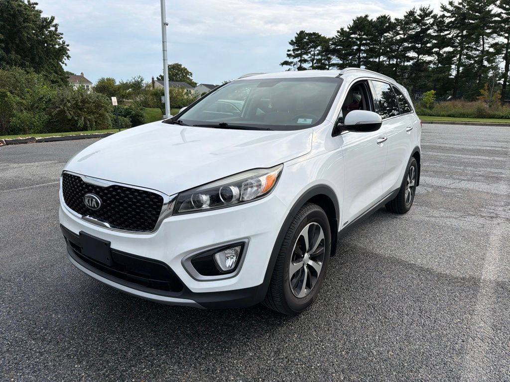 Used 2017 Kia Sorento EX AWD/4WD image 4