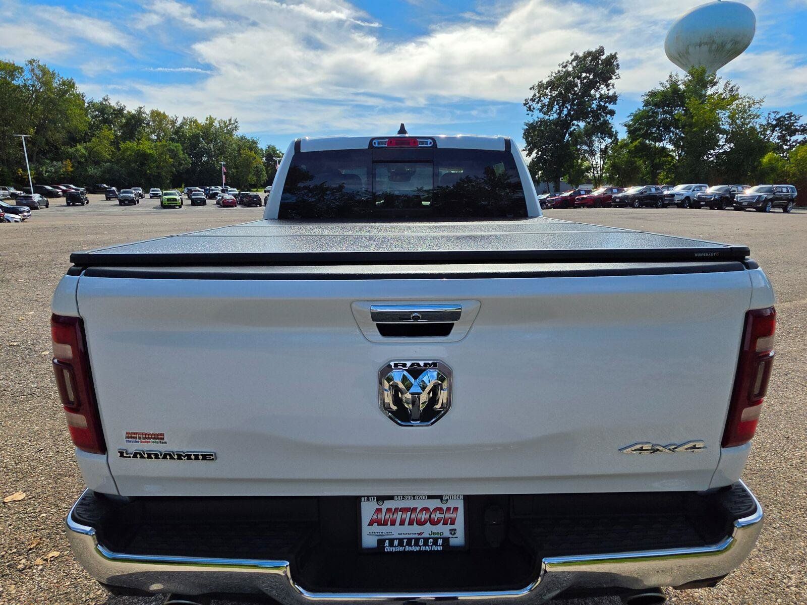 Used 2022 RAM 1500 Laramie AWD/4WD image 16