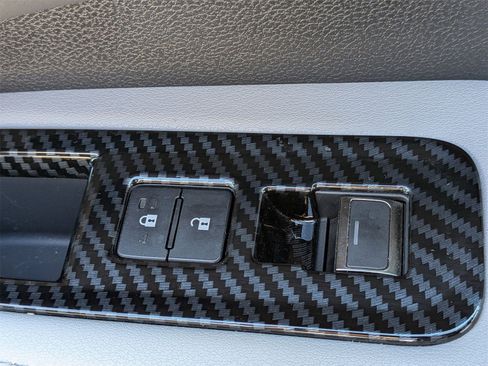 Used 2023 Lexus RX 350 Premium w/ Accessory Package image 38