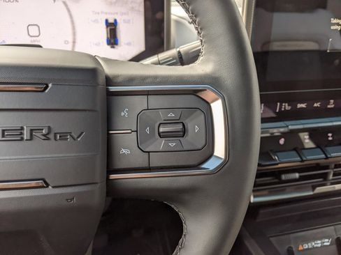 New 2024 GMC Hummer EV 3X w/ Omega Edition AWD/4WD image 16