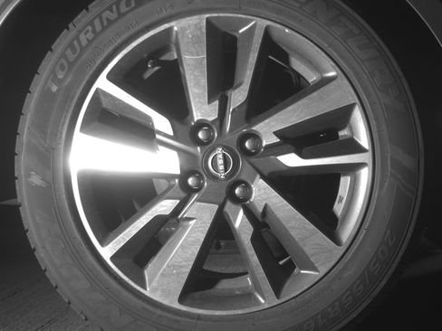 Used 2025 Nissan Versa SV image 15