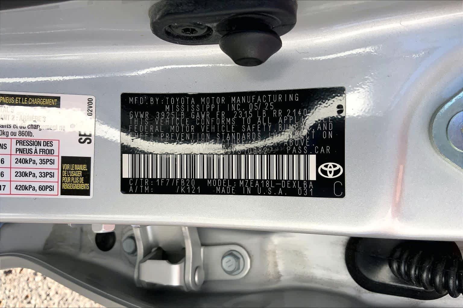 Used 2025 Toyota Corolla LE FWD image 34