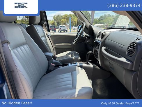 Used 2006 Jeep Liberty Limited AWD/4WD image 16
