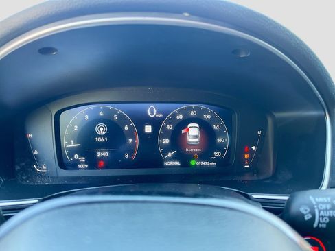 Used 2024 Honda Civic Touring image 12