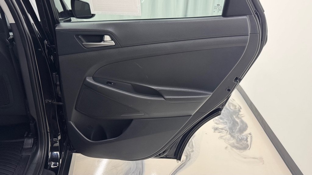 Used 2018 Hyundai Tucson Value FWD image 24