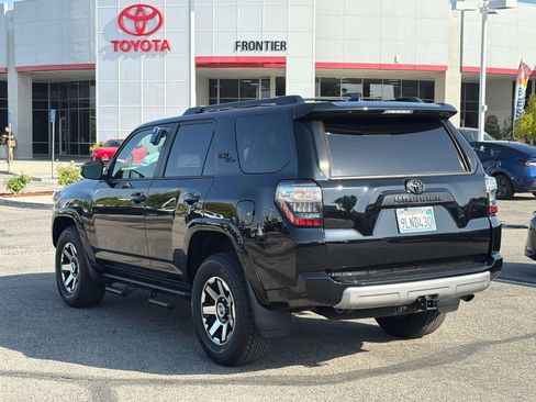 Certified 2024 Toyota 4Runner TRD Off-Road Premium w/ Moonroof Package AWD/4WD image 5