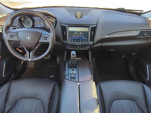 Used 2019 Maserati Levante S GranLusso image 16