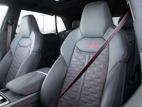 New 2026 Audi RS Q8 performance image 30