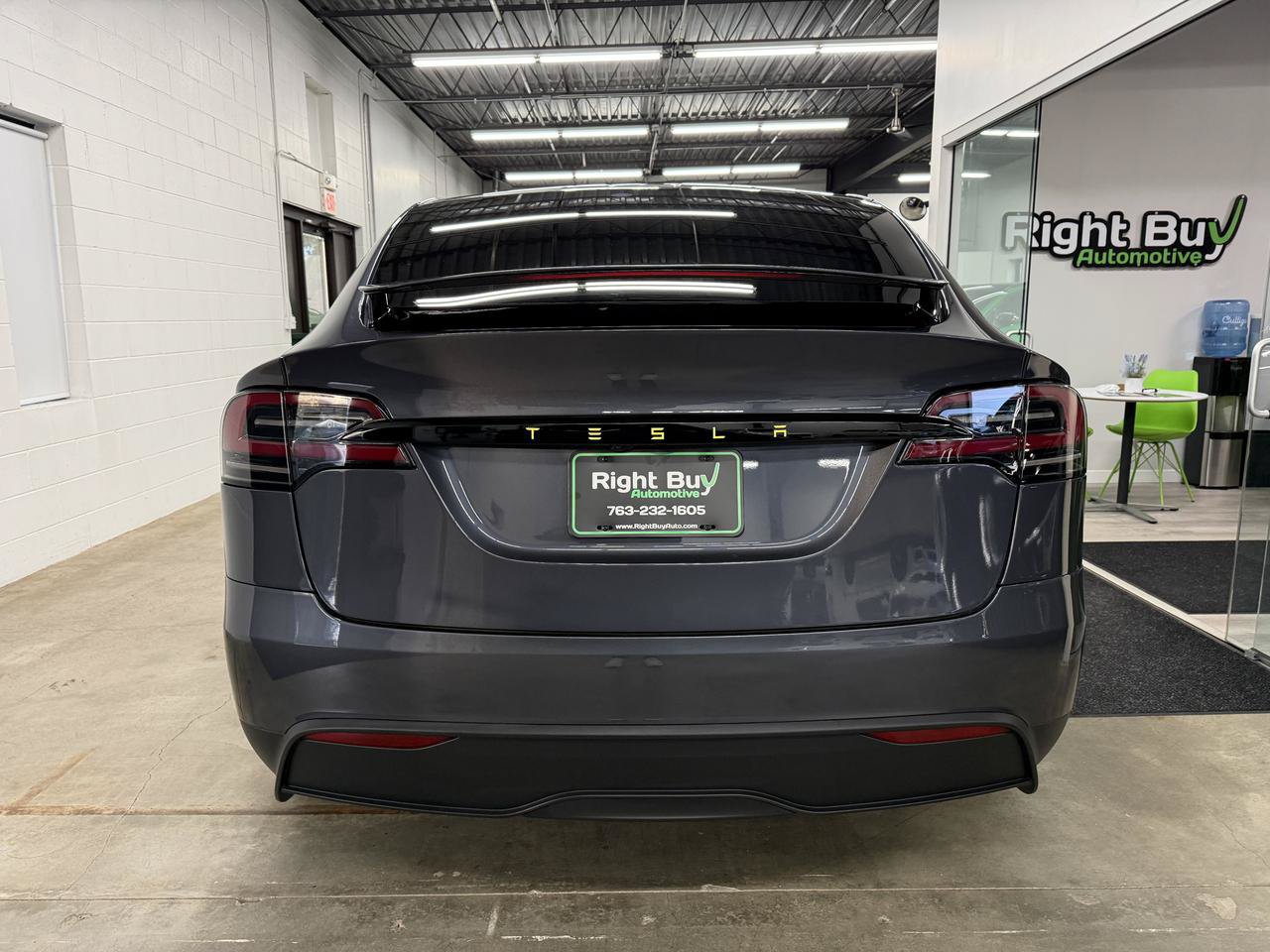 Used 2023 Tesla Model X AWD/4WD image 5
