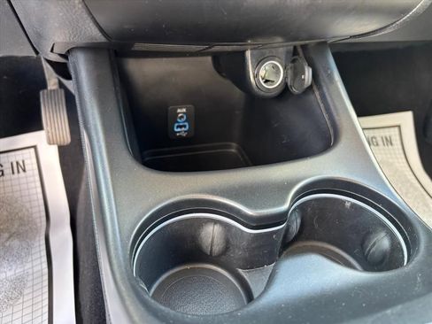 Used 2020 Dodge Journey SE w/ Blacktop Package FWD image 21