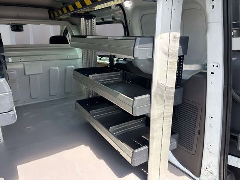 Used 2023 Ford Transit Connect XL FWD image 12