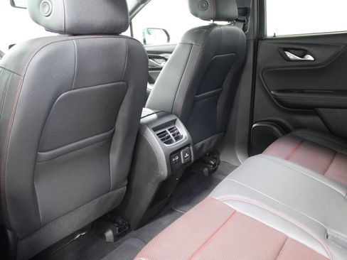 Used 2025 Chevrolet Blazer RS image 24