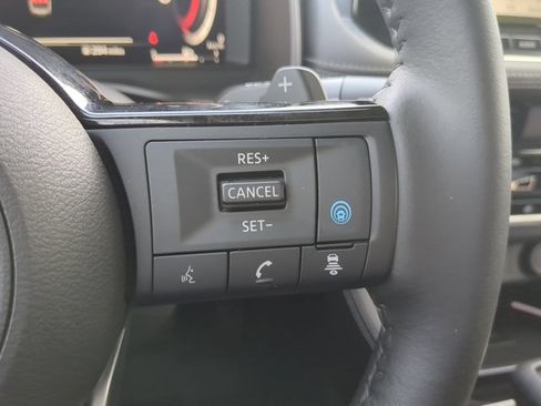 Certified 2023 Nissan Rogue Platinum w/ Platinum Premium Package FWD image 27
