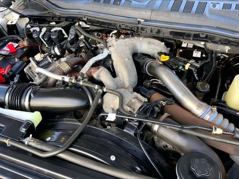 Used 2020 Ford F350 XL w/ Power Equipment Group image 32