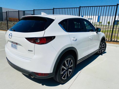 Used 2018 MAZDA CX-5 Touring w/ Preferred Equipment Package image 3