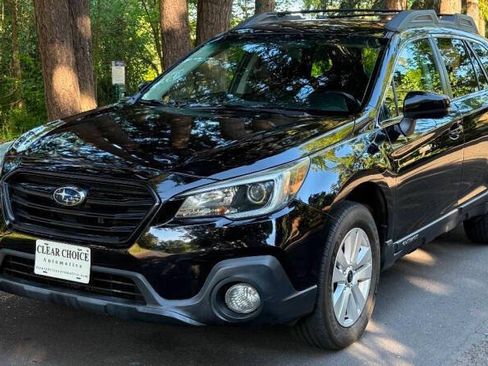 Used 2018 Subaru Outback 2.5i Premium AWD/4WD image 11