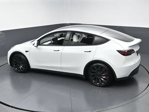 Used 2023 Tesla Model Y Performance AWD/4WD image 43