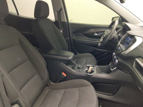 Used 2022 GMC Terrain SLE w/ Driver Convenience Package FWD image 21