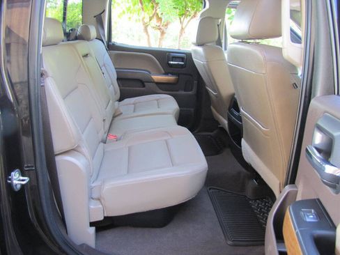 Used 2019 Chevrolet Silverado 2500 LTZ w/ Duramax Plus Package AWD/4WD image 20