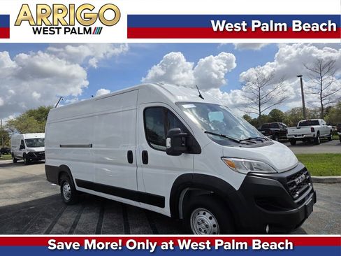 Used 2023 RAM ProMaster 3500 w/ Driver Convenience Group image 1