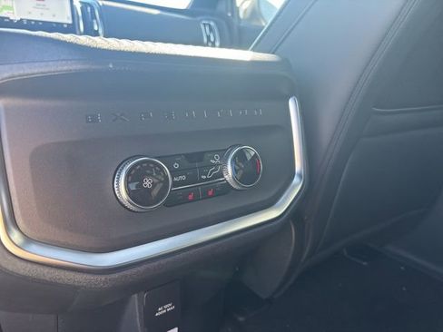 New 2026 Ford Expedition Platinum w/ Stealth Appearance Package image 17