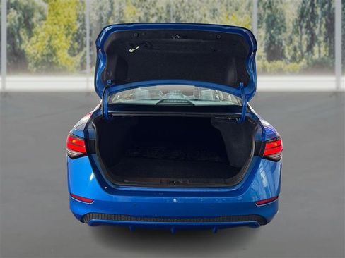 Used 2024 Nissan Sentra SV FWD image 13