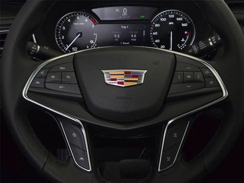 New 2026 Cadillac XT5 Luxury w/ LPO, Floor Liner Package FWD image 16