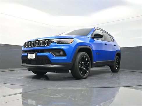 New 2026 Jeep Compass Latitude image 19