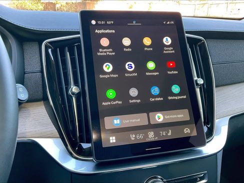 Used 2025 Volvo XC90 B6 Core w/ Protection Package Premier image 36