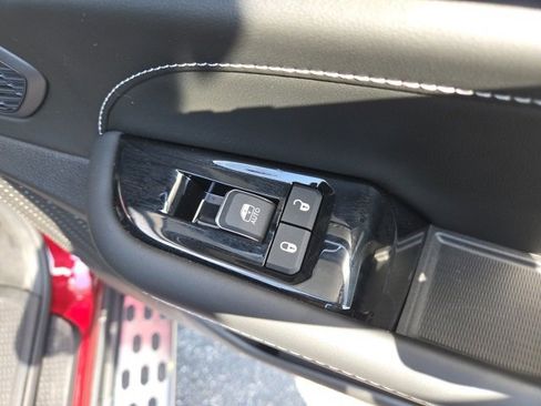 Used 2024 Jeep Grand Cherokee L Overland w/ Advanced Protech Group III image 14