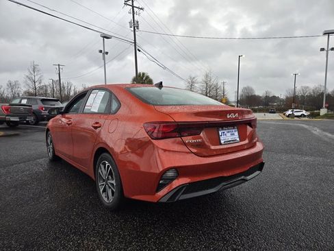 Used 2023 Kia Forte LXS w/ LXS Technology Package image 8