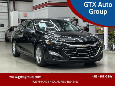 Used 2023 Chevrolet Malibu LS image 1