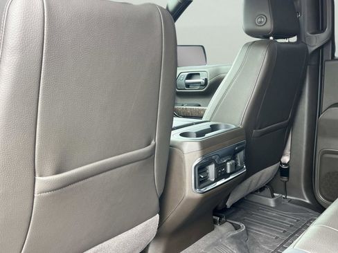 Used 2022 GMC Sierra 1500 Denali w/ Denali Reserve Package image 16