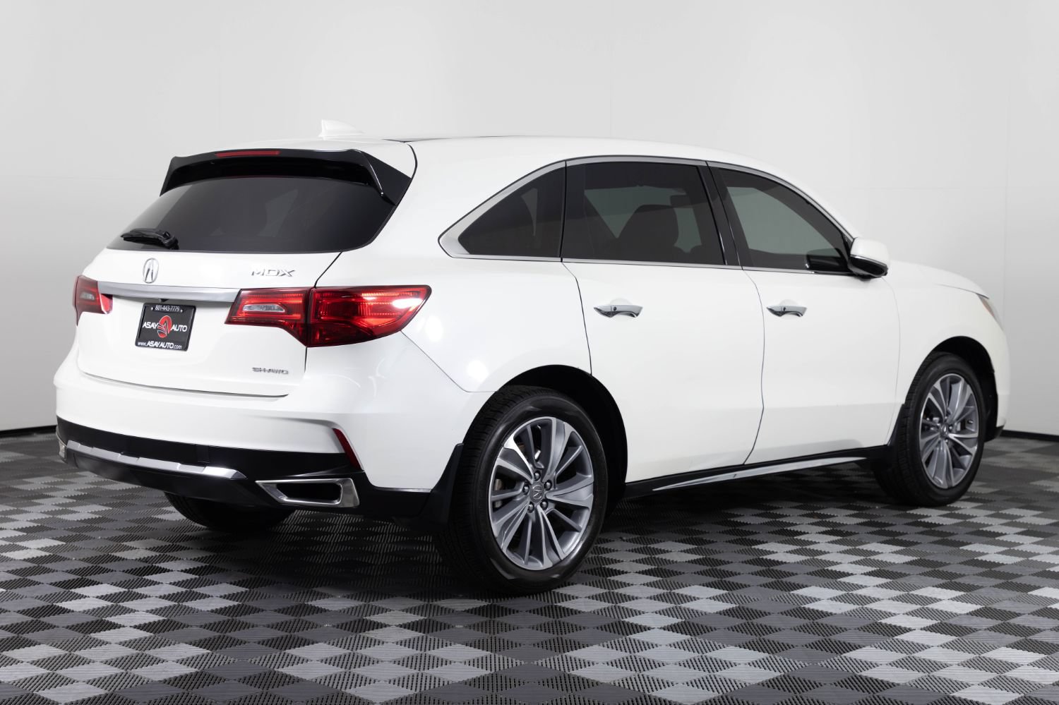 Used 2018 Acura MDX w/ Technology Package AWD/4WD image 9