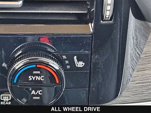 New 2026 Nissan Rogue Platinum image 22