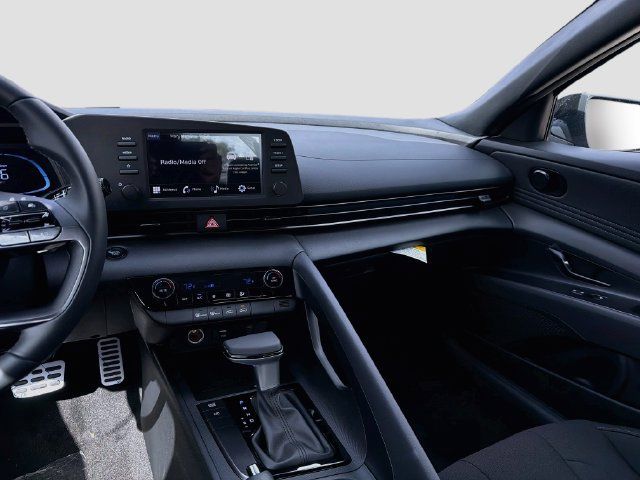 Certified 2026 Hyundai Elantra Sport FWD image 22