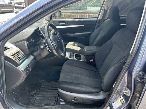 Used 2014 Subaru Outback 2.5i Premium AWD/4WD image 9