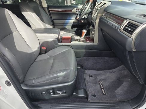 Used 2019 Lexus GX 460 Premium AWD/4WD image 3