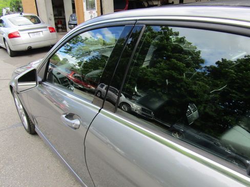 Used 2011 Mercedes-Benz C 300 4MATIC Sedan image 9