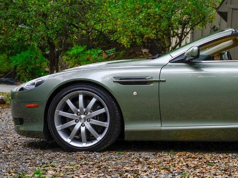 Used 2006 Aston Martin DB9 Volante image 4