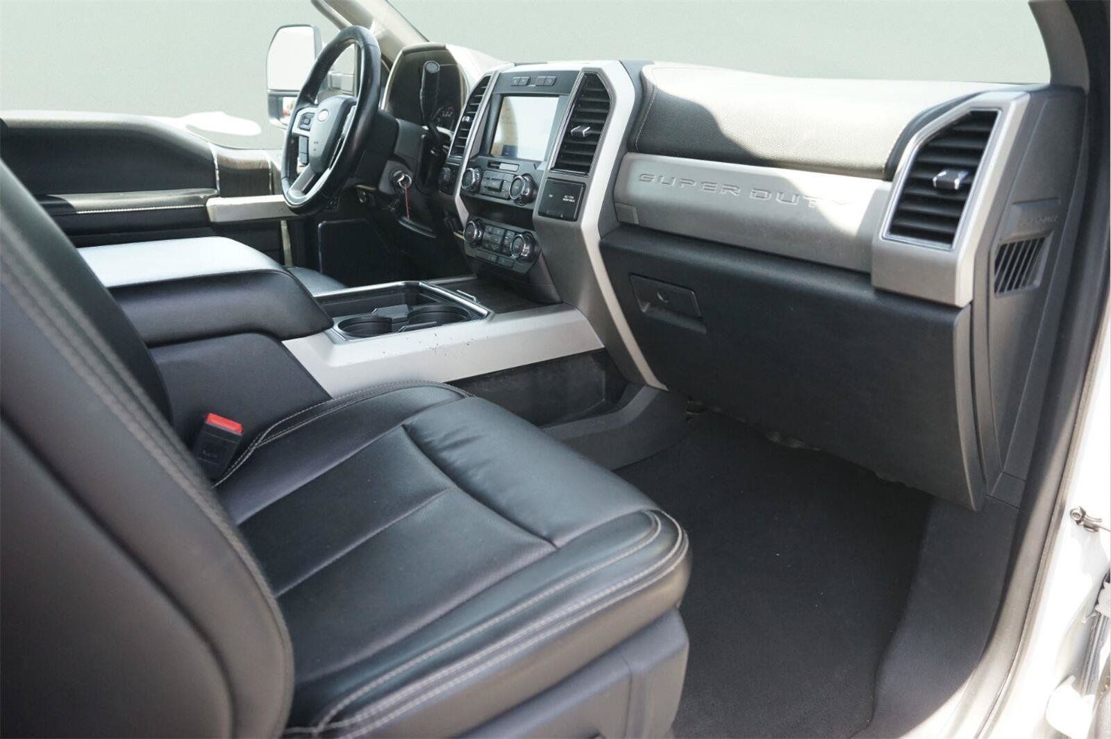 Used 2021 Ford F350 Lariat w/ Lariat Value Package AWD/4WD image 17