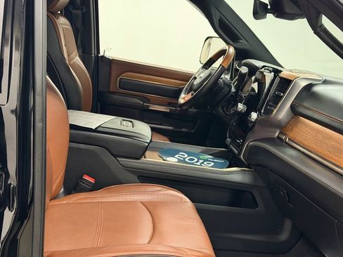 Used 2019 RAM 3500 Limited image 30