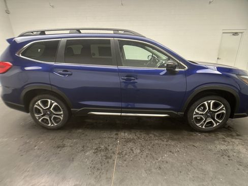 New 2026 Subaru Ascent Limited image 9