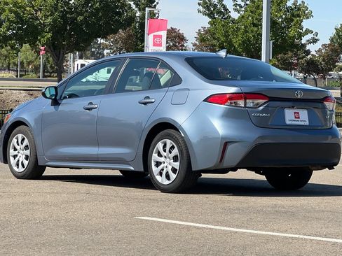 Used 2024 Toyota Corolla LE FWD image 6