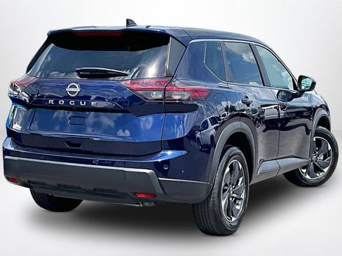 Used 2025 Nissan Rogue SV FWD image 6