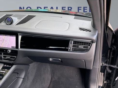 Used 2023 Porsche Macan S image 26